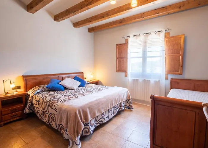 Cal Ros Bed & Breakfast